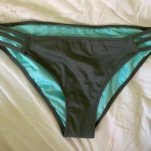 Target/Shade & Shore Bikini Bottoms M